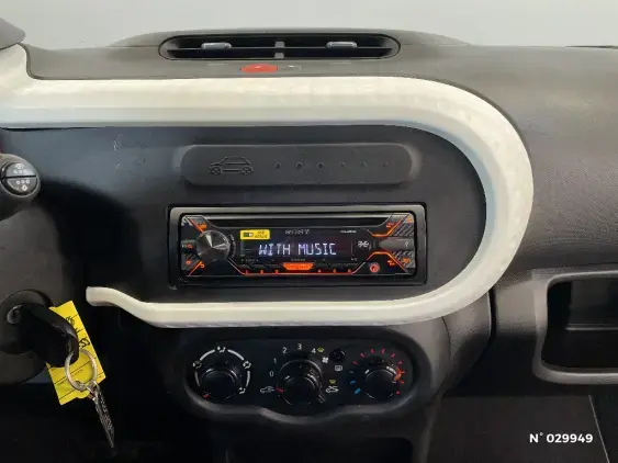 RENAULT TWINGO III - voiture d'occasion - Photo 33