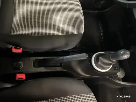 RENAULT TWINGO III - voiture d'occasion - Photo 35