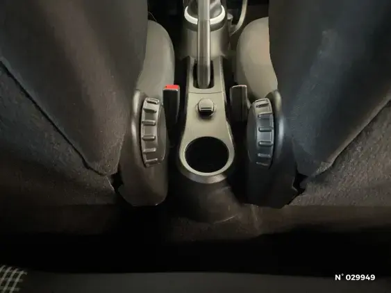 RENAULT TWINGO III - voiture d'occasion - Photo 37