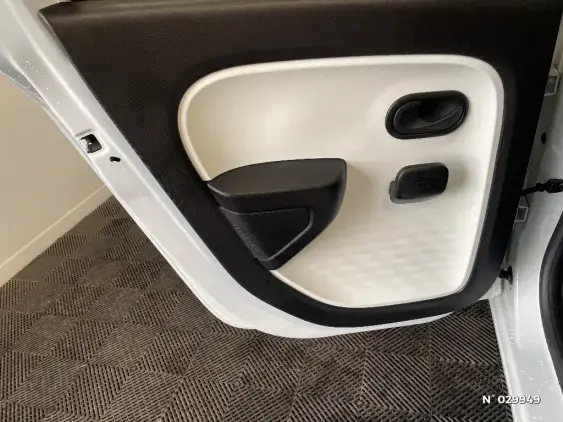 RENAULT TWINGO III - voiture d'occasion - Photo 45