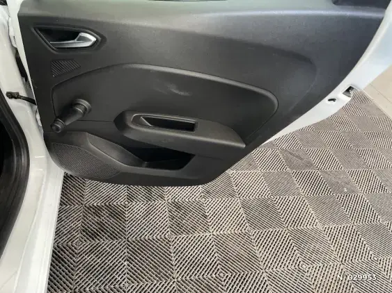 RENAULT CLIO V - voiture d'occasion - Photo 39