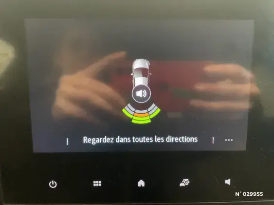 RENAULT CAPTUR II - voiture d'occasion - Photo 14