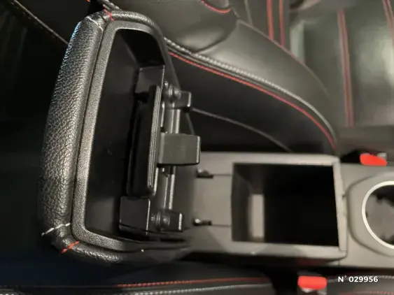 RENAULT ARKANA - voiture d'occasion - Photo 36