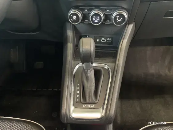 RENAULT CAPTUR II - voiture d'occasion - Photo 30