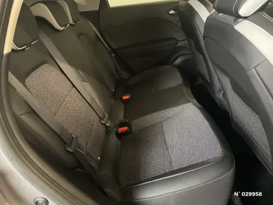 RENAULT CAPTUR II - voiture d'occasion - Photo 11