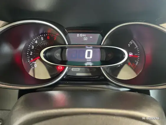 RENAULT CLIO IV - voiture d'occasion - Photo 12