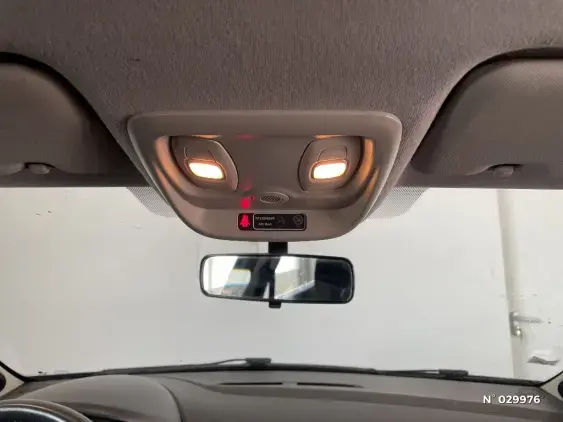 RENAULT CLIO IV - voiture d'occasion - Photo 32