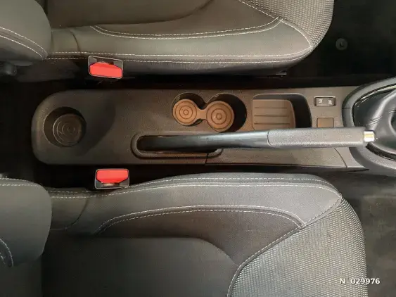 RENAULT CLIO IV - voiture d'occasion - Photo 35