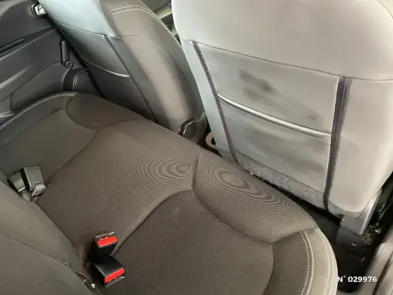 RENAULT CLIO IV - voiture d'occasion - Photo 38