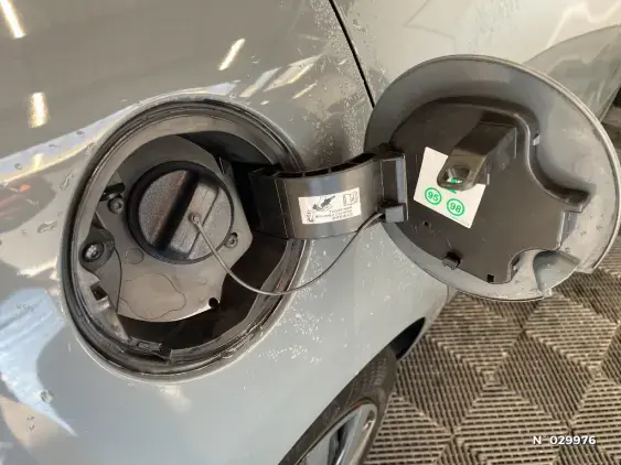 RENAULT CLIO IV - voiture d'occasion - Photo 40