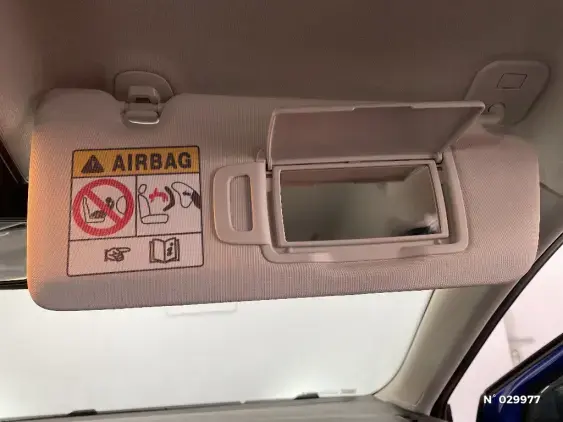 RENAULT CLIO V - voiture d'occasion - Photo 31