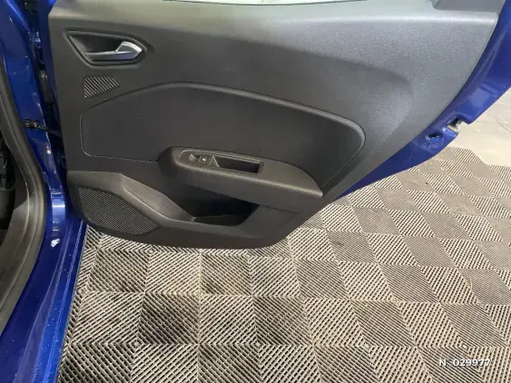 RENAULT CLIO V - voiture d'occasion - Photo 38