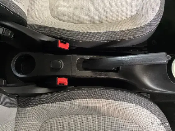 RENAULT TWINGO III - voiture d'occasion - Photo 35