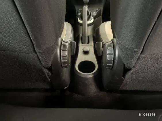 RENAULT TWINGO III - voiture d'occasion - Photo 37