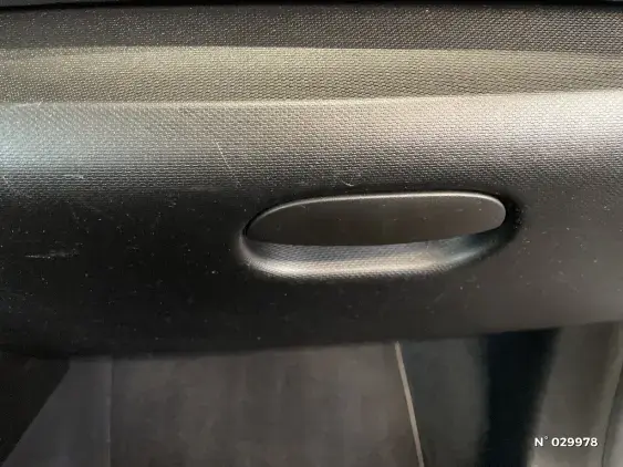 RENAULT TWINGO III - voiture d'occasion - Photo 30