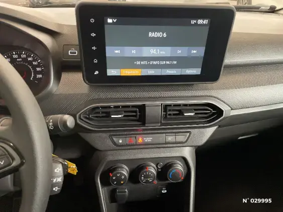 DACIA SANDERO III - voiture d'occasion - Photo 13