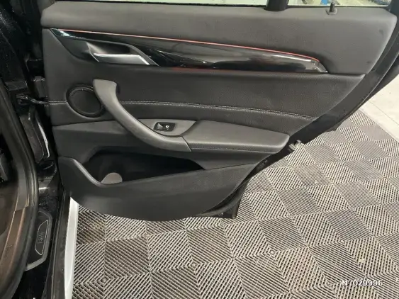 BMW X1 F48 - voiture d'occasion - Photo 40