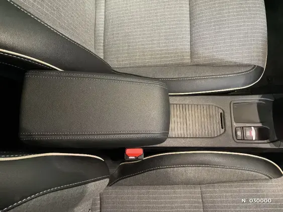 RENAULT CLIO V - voiture d'occasion - Photo 33