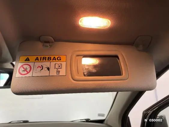 RENAULT CAPTUR - voiture d'occasion - Photo 29