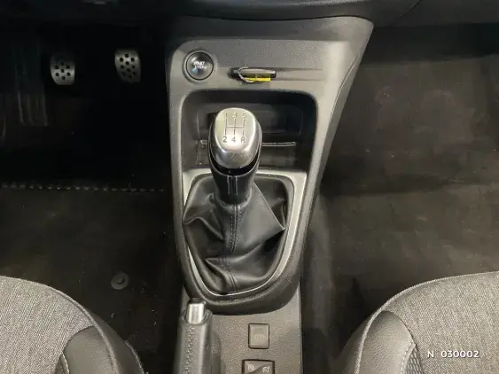 RENAULT CAPTUR - voiture d'occasion - Photo 34