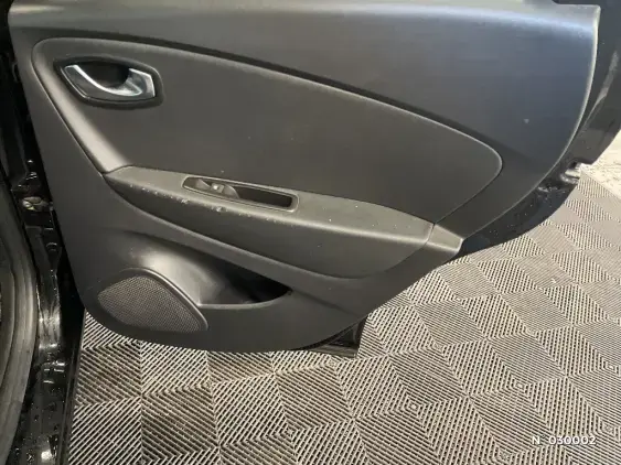 RENAULT CAPTUR - voiture d'occasion - Photo 39