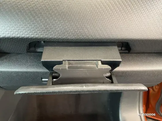 CITROEN C4 III - voiture d'occasion - Photo 38