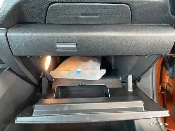 CITROEN C4 III - voiture d'occasion - Photo 39