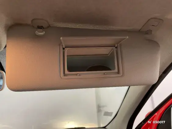 RENAULT TWINGO III - voiture d'occasion - Photo 31