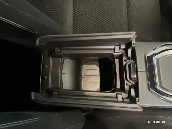 RENAULT AUSTRAL - voiture d'occasion - Photo 38