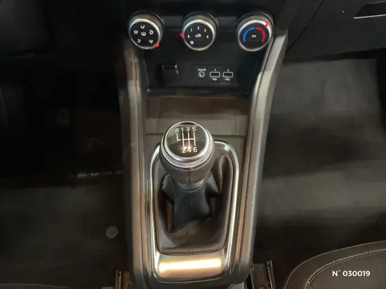 RENAULT CAPTUR II - voiture d'occasion - Photo 34