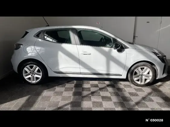 RENAULT CLIO V - voiture d'occasion - Photo 5