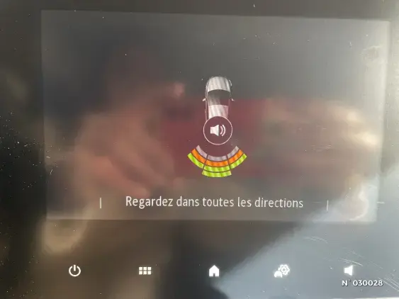 RENAULT CLIO V - voiture d'occasion - Photo 14