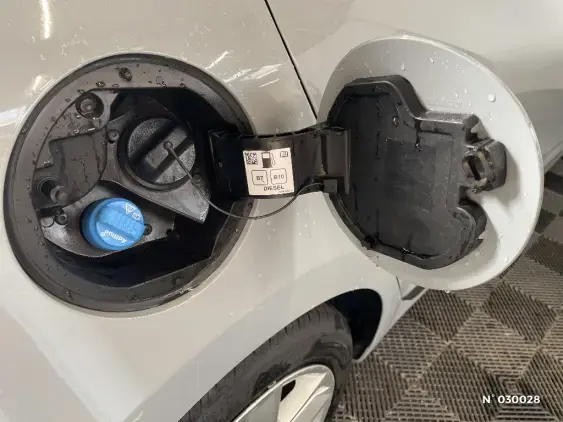 RENAULT CLIO V - voiture d'occasion - Photo 38