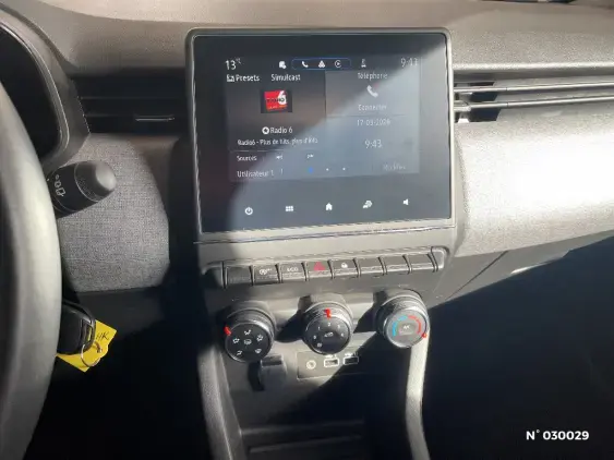 RENAULT CLIO V - voiture d'occasion - Photo 13