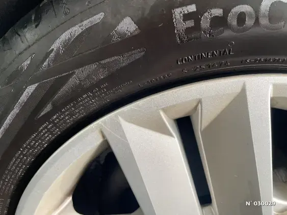 RENAULT CLIO V - voiture d'occasion - Photo 26