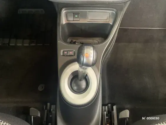 RENAULT TWINGO ELECTRIQUE III - voiture d'occasion - Photo 31