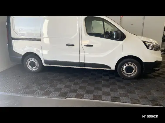 RENAULT TRAFIC FG III - voiture d'occasion - Photo 5