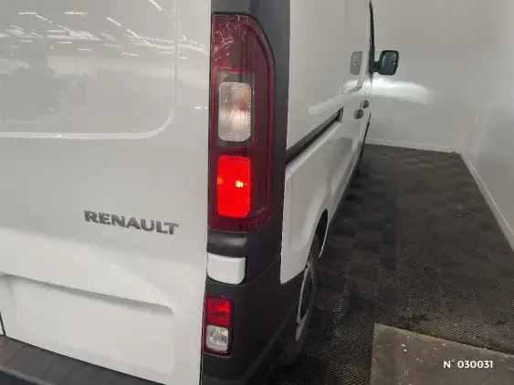 RENAULT TRAFIC FG III - voiture d'occasion - Photo 14