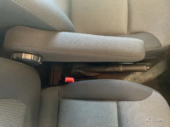 RENAULT TRAFIC FG III - voiture d'occasion - Photo 34