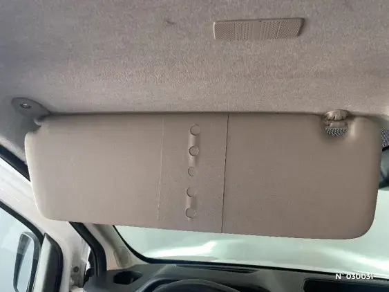 RENAULT TRAFIC FG III - voiture d'occasion - Photo 43