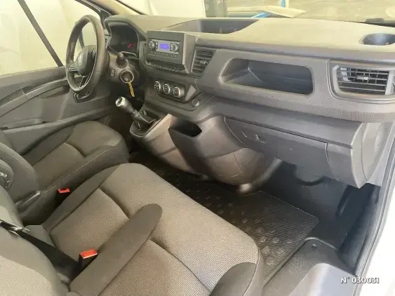 RENAULT TRAFIC FG III - voiture d'occasion - Photo 10