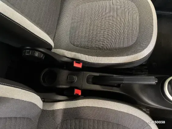 RENAULT TWINGO III - voiture d'occasion - Photo 36