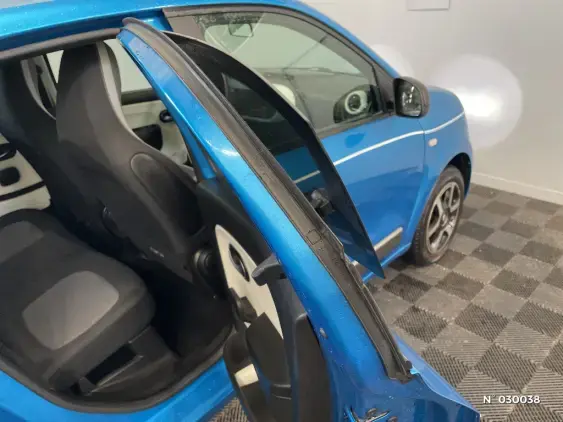 RENAULT TWINGO III - voiture d'occasion - Photo 39