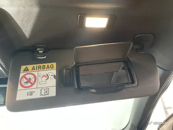 RENAULT CLIO V - voiture d'occasion - Photo 27