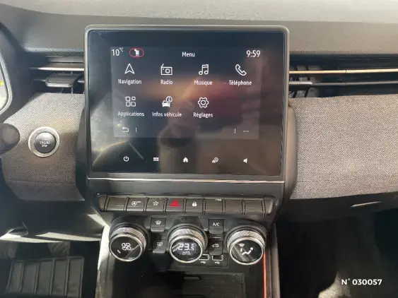 RENAULT CLIO V - voiture d'occasion - Photo 29