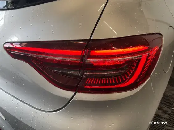 RENAULT CLIO V - voiture d'occasion - Photo 38