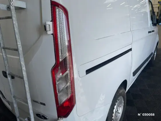 FORD TRANSIT CUSTOM - voiture d'occasion - Photo 14