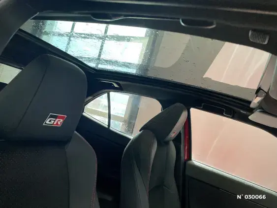 TOYOTA YARIS CROSS I - voiture d'occasion - Photo 28