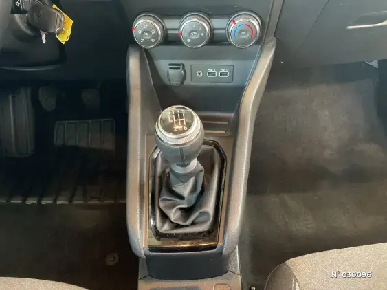 RENAULT CLIO V - voiture d'occasion - Photo 32