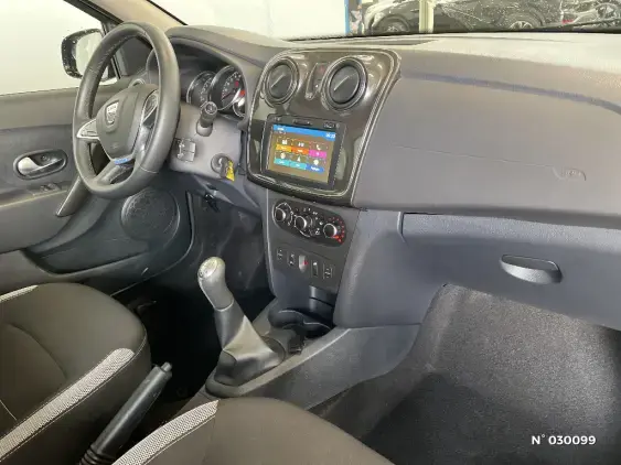 DACIA SANDERO II - voiture d'occasion - Photo 10